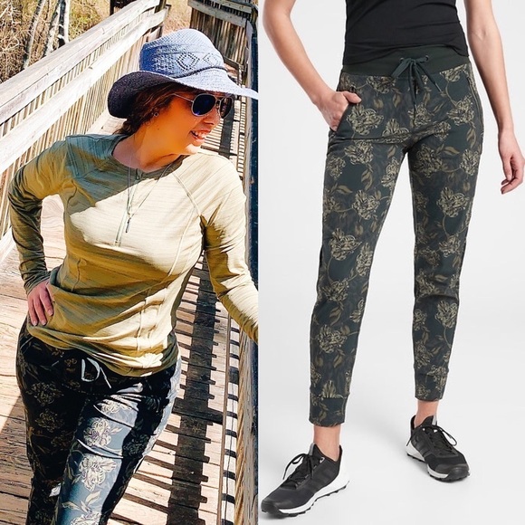 NWT ATHLETA Trekkie North Floral Printed Drawstring Waist Jogger Hiking Pant 20 - Picture 2 of 7
